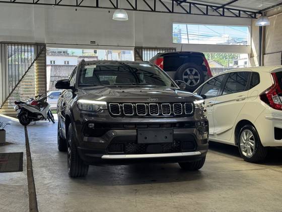 JEEP COMPASS 1.3 T270 TURBO FLEX LONGITUDE AT6 JEEP COMPASS 1.3 T270 TURBO FLEX LONGITUDE AT6